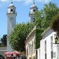 alquilar auto colonia